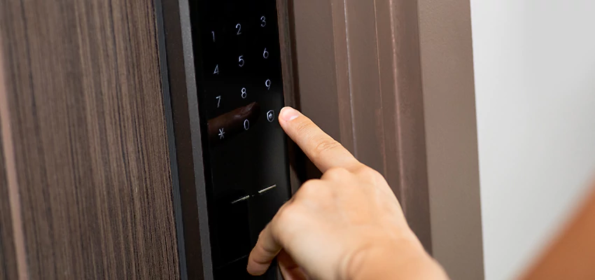 Smart Electric Locks Replacement Services in Huntington Beach, CA