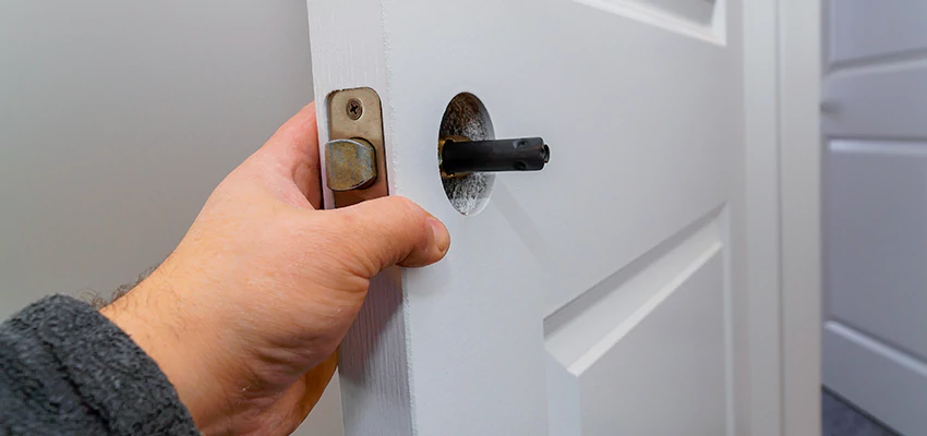 Nighttime Locksmith For Lock Repair in Huntington Beach, CA
