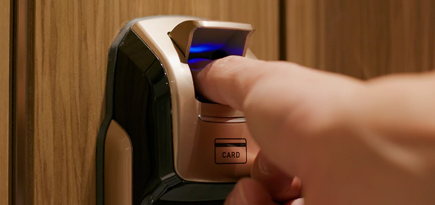 Locksmith Company For Window Lock Installation in Huntington Beach, California